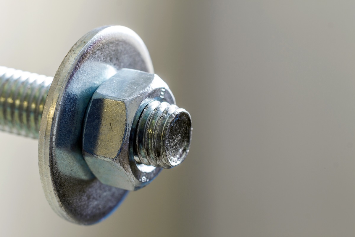 Czy standardowe elementy złączne sprawdzają się w warunkach wysokiej wilgotności